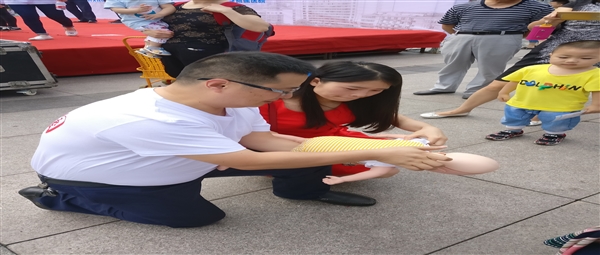 人人学急救，急救为人人