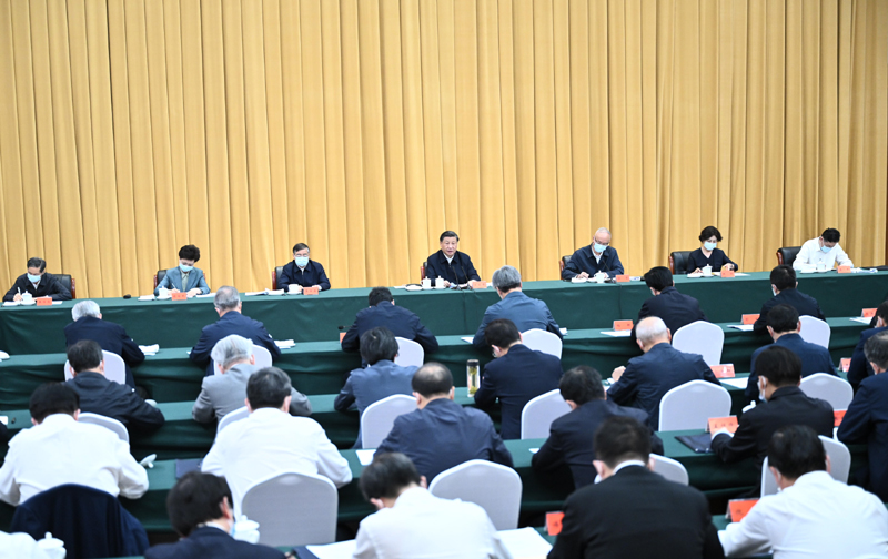 习近平在文化传承发展座谈会上强调
担负起新的文化使命
努力建设中华民族现代文明
蔡奇主持「相关图片」